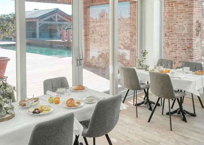 Escons Domaine De Charme Gasthuis Saint-Sulpice-sur-Leze