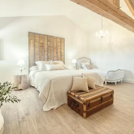 Escons Domaine De Charme Casa de hóspedes