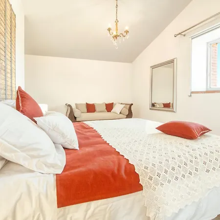 Escons Domaine De Charme 3*