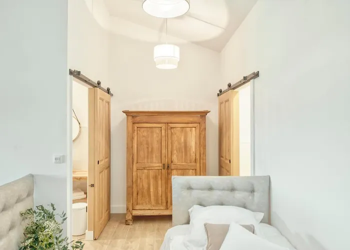 Escons Domaine De Charme 3*