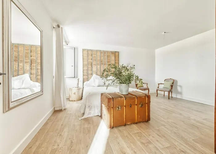 Escons Domaine De Charme Vendégház