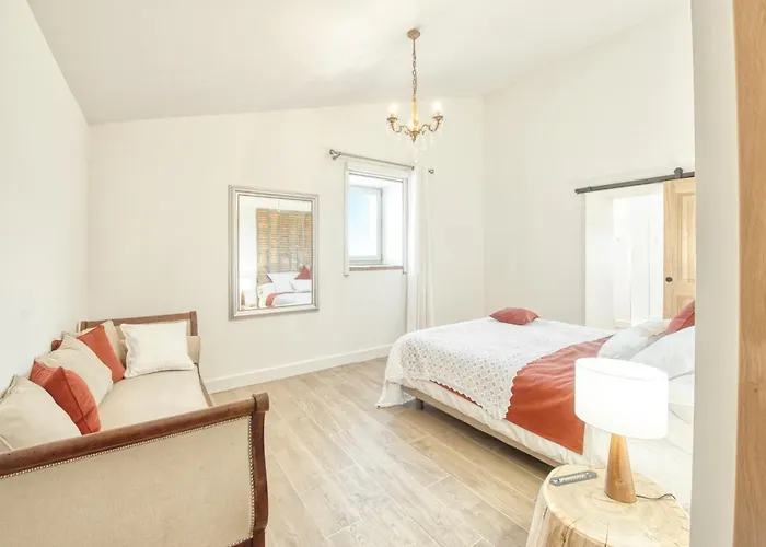 Escons Domaine De Charme 3* Saint-Sulpice-sur-Leze