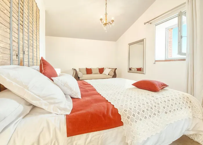 Escons Domaine De Charme 3*